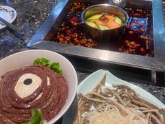 -二荆条·蜀鲜汇城市森林火锅