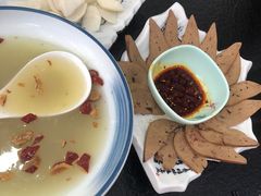 -撒拉人家.酸菜牦牛肉火锅