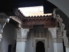 -阿里·本·优素福神学院