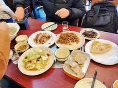 -聚首堂·特色小吃·肘子(什刹海德胜门店)