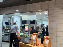 -麦当劳(徐汇漕溪北路百脑汇店)