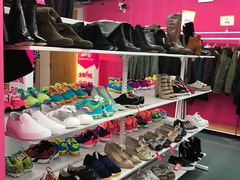 -唯品仓(东山锦轩·现代城店)