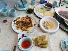 -巧克力渔家.小船海鲜家常菜(万平口店)