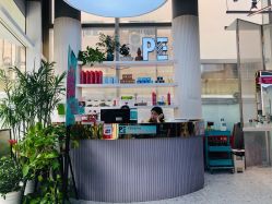 -PE SALON 