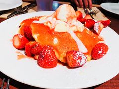 -Pancakes on the rocks(Darling Harbour)