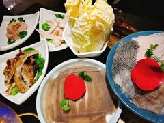 -周师兄大刀腰片火锅(洪崖洞旗舰店)