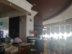 大堂-荣誉国际酒店-云顶旋转餐厅