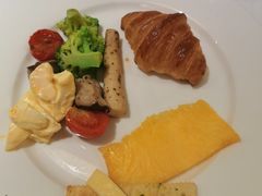 -上海虹桥祥源希尔顿酒店