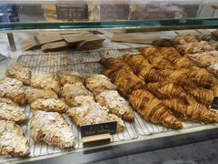 杏仁羊角-麦田工坊(月湖店)