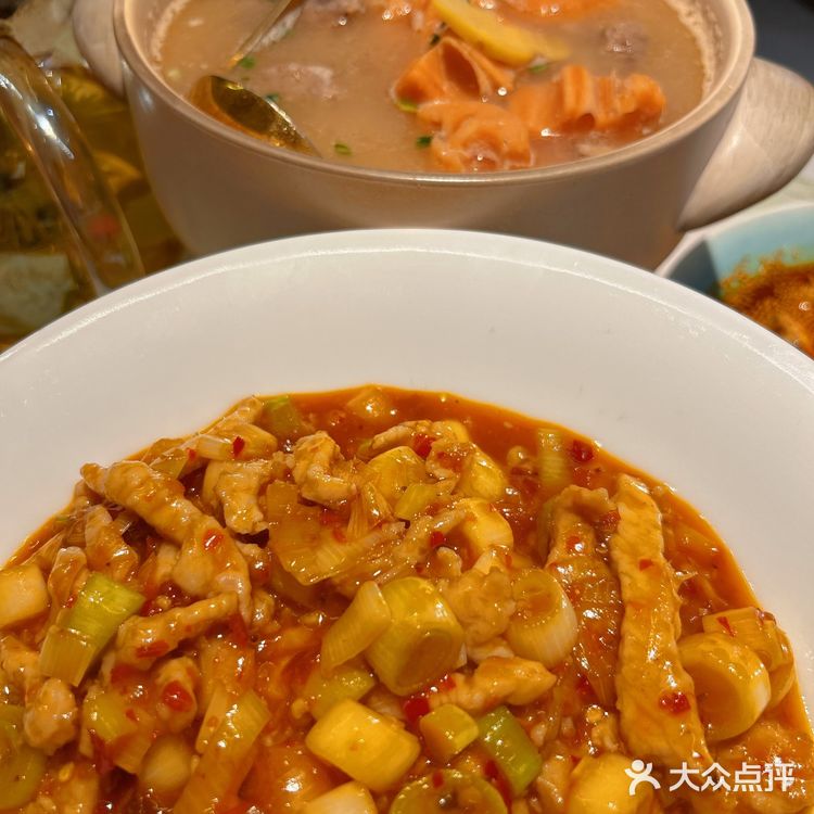 打卡武昌区排名第一🏆的川菜｜真的很费饭[笑哭]