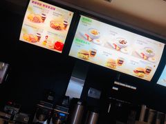 -麦当劳(卫星广场店)