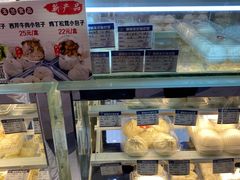 面包甜点陈列柜-白玉兰食品(甜云店)