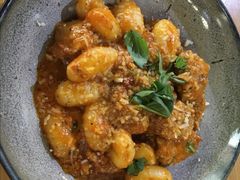 -HELLO 27 意面·沙拉·帕尼尼