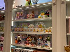 -名创优品(山东青岛华润万象城店)