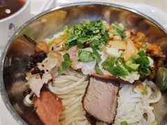 -红鼻子桂林米粉(金唐新光界店)