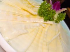 -巴渝瓦肆重庆鲜火锅(宝龙环湖店)