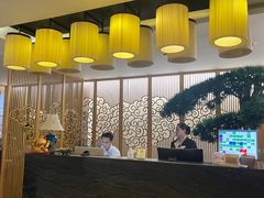 -新盈光·云会所(百丈东路店)