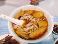 咖喱鸡翼面-梓记牛什(總店)