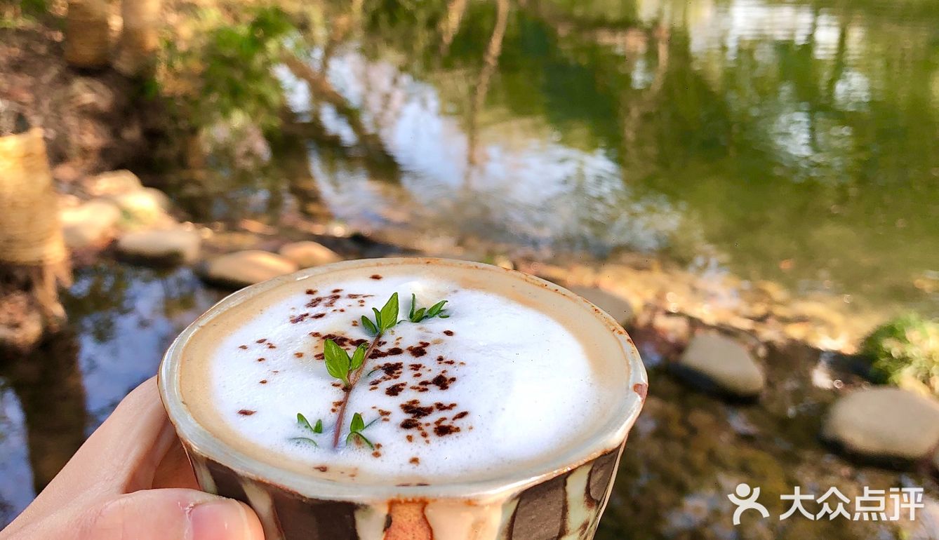 杭州新店🎋黑松露拿铁竹筒咖啡☕️偷得半日闲