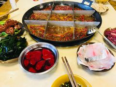 -重庆老火锅王(永陵路分店)