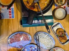 -黔二妞地摊火锅(龙华清湖店)