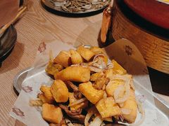 -耶里夏丽·新疆菜·28年喀什老馆(田林东路店)