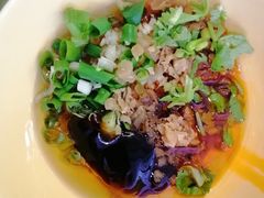 -拈签一笑黄牛肉辣卤串串