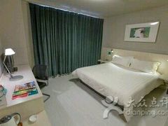 -锦江之星品尚(武汉协和医院取水楼地铁站店)