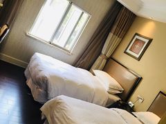 -思念果岭悦温泉