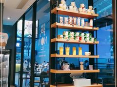 -星巴克(青岛火车北站候车大厅店)