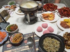 -金马门国际美食百汇(珞喻路店)