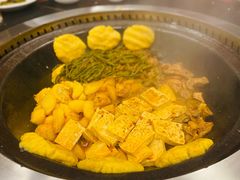 -田家大院东北农家菜铁锅炖(西安总店)