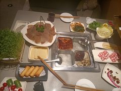 -海底捞火锅(海宁路店)