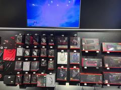 -ROG玩家国度(美罗城店)