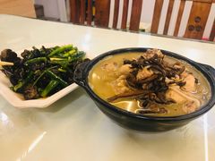 -东北四季饺子王(华山路店)