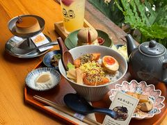 -啢啢茶寮(芳华横街店)