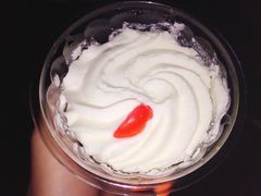 -红宝石·鲜奶小方·海派西点房(南丹店)