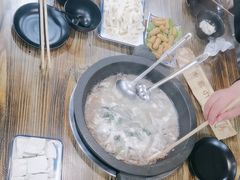 -灶知轩湘西石锅鱼(万佳广场店)