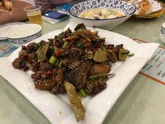 -唐师傅湘西名菜馆(武陵路店)