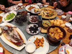 -天山集市(和家乐广场店)