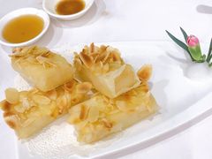 杏仁炸脆奶-维多利亚大酒店·雅园中餐厅