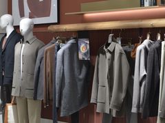 -王府井百货熙地港店