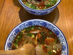 牛骨清汤牛肉面-白金成(珠江路店)