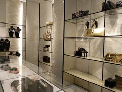 -CHANEL(恒隆广场店)