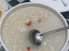 -沪华海鲜大酒楼(南汇店)