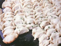-胡记锅贴·沪上游子老鸭粉丝汤(太原路店)