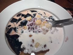 -RUXU入续糖水铺与包(卓悦中心店)