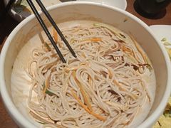 鸡丝凉米线-云海肴·汽锅鸡·云南菜(领展购物广场·中关村店)