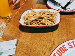 -Tube station站点比萨(王府井百货店)