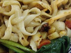 -秋林鸡汤刀削面